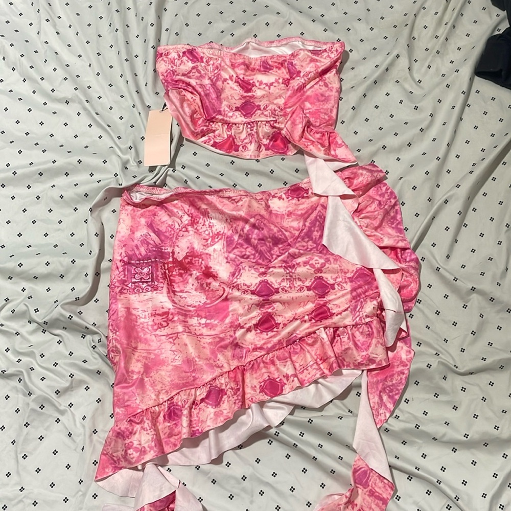 Pink skirt and top NEW never worn